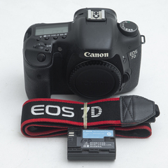 Canon佳能EOS 7D单机身高级专业数码单反相机APS画幅 95新No.7705