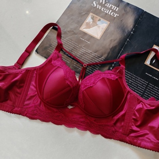 新款小胸显大6cm加厚聚拢上托无钢圈文胸奶罩四排四扣内衣本命红