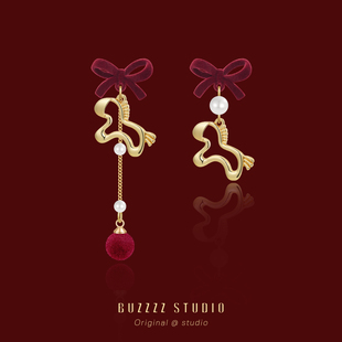 原创本命年生肖马年耳环红色过年新年招财甜美耳环无耳洞耳夹女