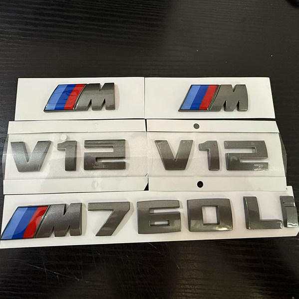 适合于宝马灰色M760Li车标 宝马M760Li V12车标字标侧标