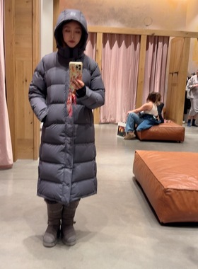ARITZIA Super Puff雾面防撕裂鹅绒防寒8格连帽长款羽绒服女800蓬