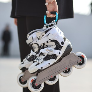 巫师刀架FSK街区休闲UFS极限支架直排轮滑鞋 菜刀支架 大三轮速滑鞋