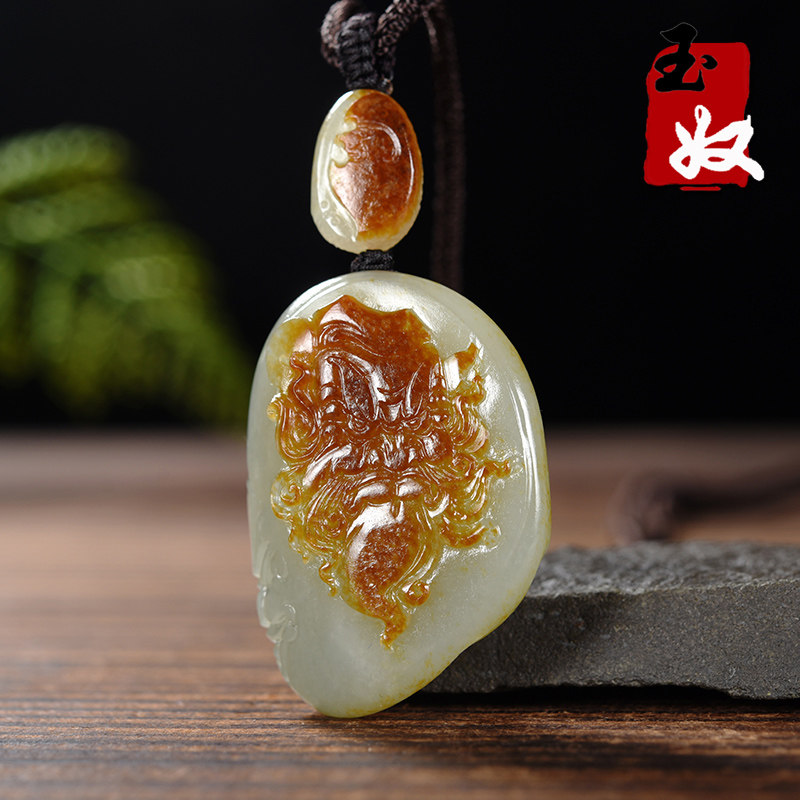 新疆玉龙喀什河天然聚红皮籽料和田玉/钟馗捉鬼/吊坠/30.88克