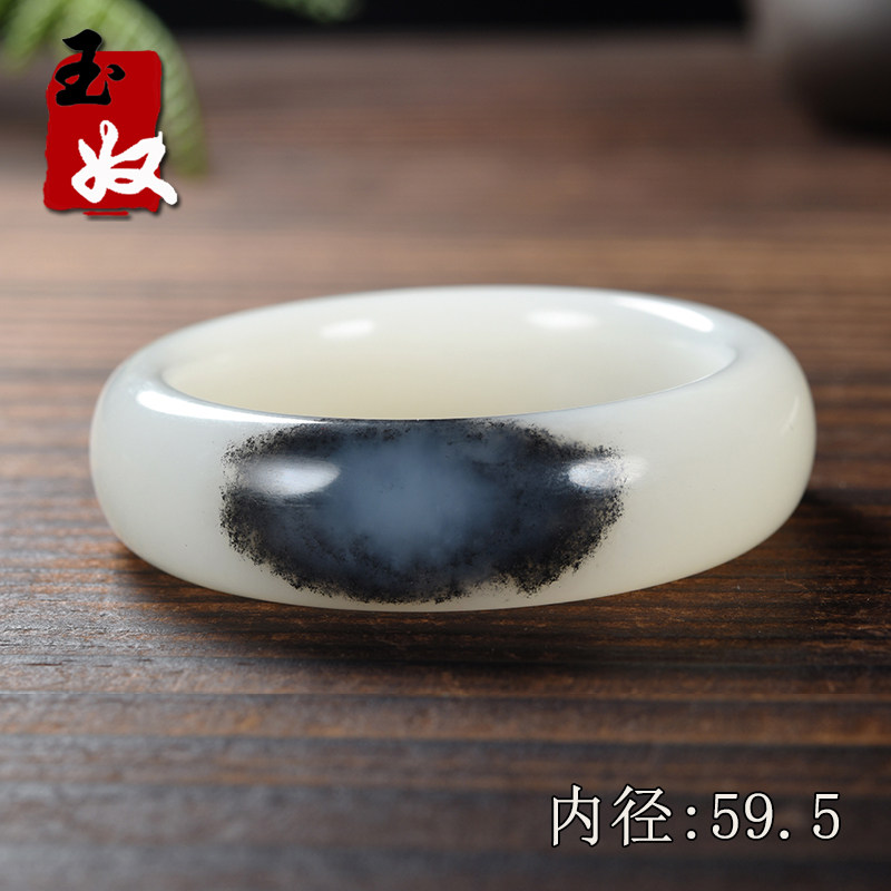 新疆黑山天然籽料和田玉/一级白藕粉/黑白分明泥鳅背平安镯/59/60