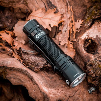 EDC35战术搜索5000流明手电筒