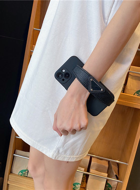 潮牌手腕带适用华为pura80手机壳50保时捷黑色40RS/30简约mate80Pro个性70air软壳p50E女p40防摔P60Art畅享80