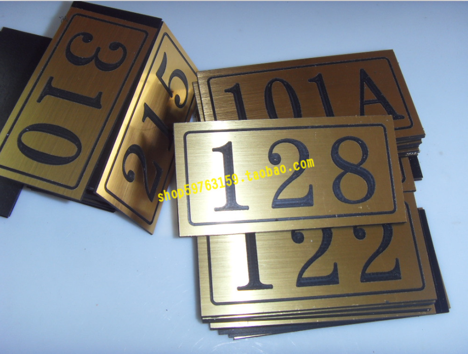 拉丝金双色板雕刻数字号码牌非金属房号更衣柜编号序号定制雕刻牌