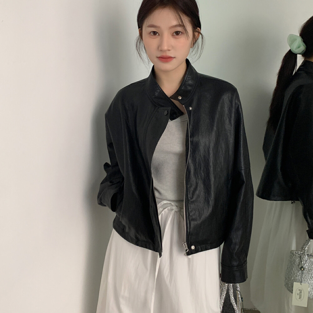 LOVELY春季新款韩版气质百搭复古简约时尚立领皮衣短外套女S8786