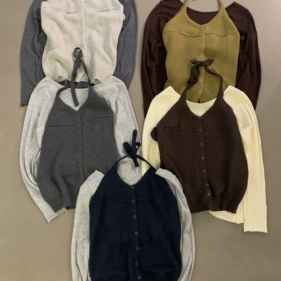 LOVELY基础百搭系带挂脖背心+长袖针织打底衫套装（20羊毛）M3668