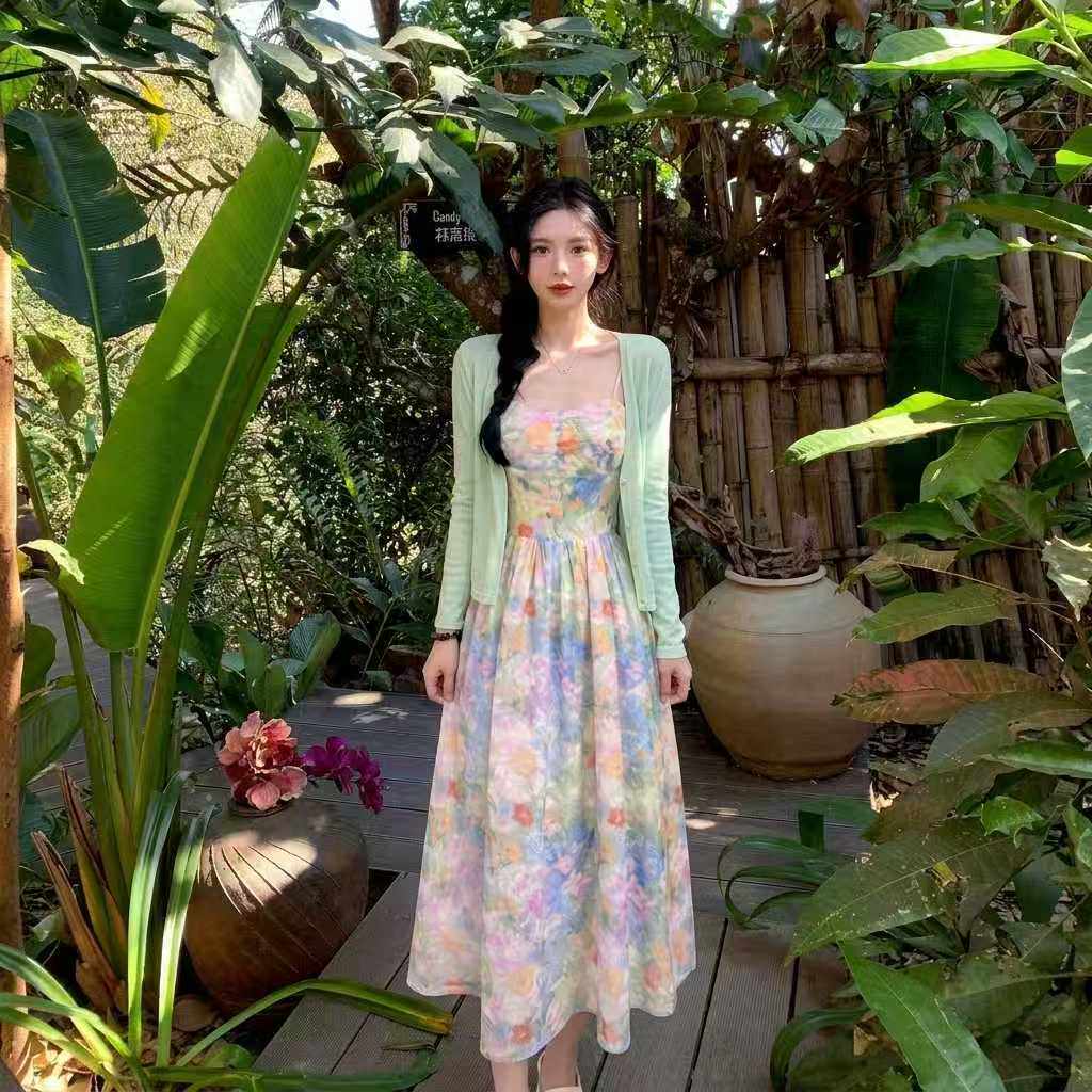 法式复古油画风晕染碎花吊带连衣裙夏季彩色多巴胺海边度假长裙子