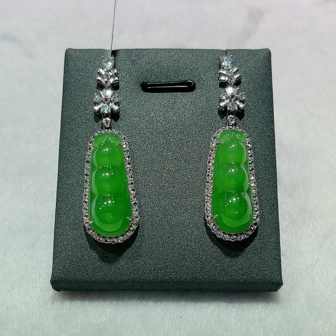 天然和田玉碧玉老料苹果绿福豆耳坠18k金镶嵌玉石耳饰送礼物,珠宝/钻石/翡翠,耳饰,淘宝优惠券,粉丝福利购,淘宝优惠卷