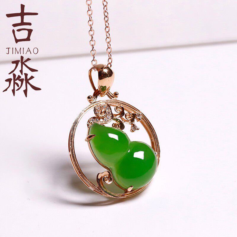 和田玉苹果绿葫芦吊坠翠绿天然玉福禄寿挂件女款锁骨链 时尚大方