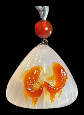 掌上明珠吊坠玛瑙俏色贝壳挂件纯手工雕刻属相生肖贝壳