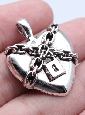5个/包 26x33mm 古银色锌合金 哥特风链条锁爱心吊坠 ABD-C16080