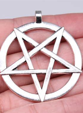 2个/包 51x44mm 古银色锌合金材质 倒五角星吊坠 ABD-C15149