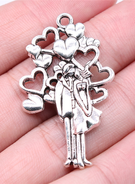 5个/包 45x26mm 多色 锌合金材质 新婚夫妻爱心吊坠 ABD-C15299