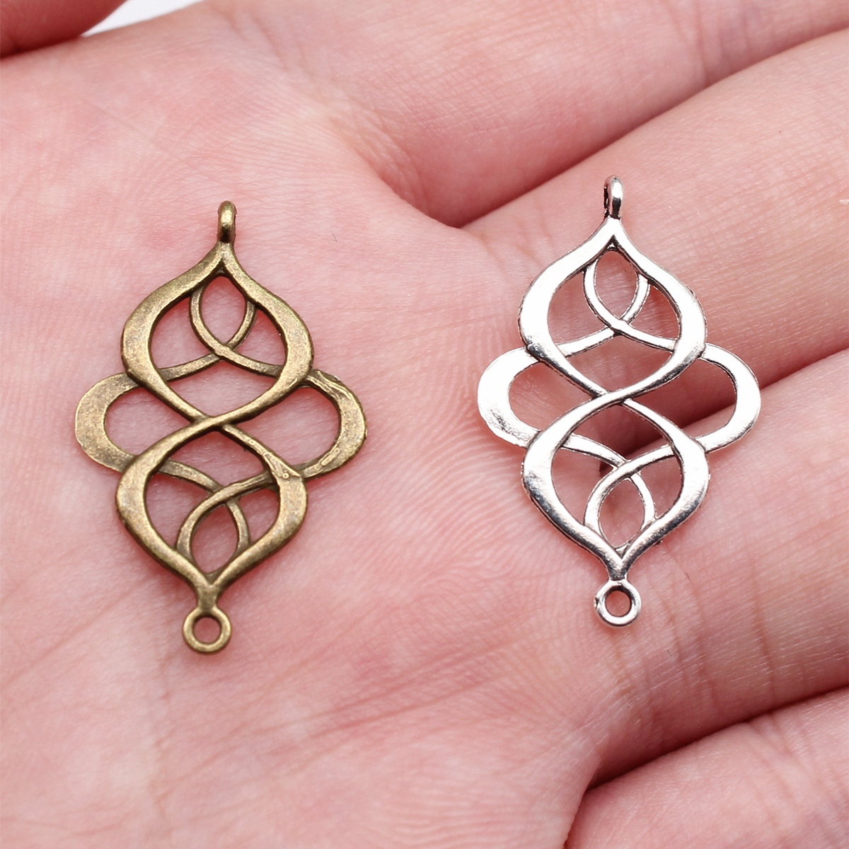 20个/包 28x18mm 多色锌合金材质 连接件 ABD-C10302