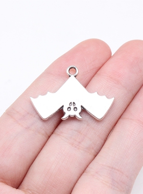 10个/包 18x28mm 古银色锌合金 双面倒挂蝙蝠吊坠 ABD-C15827
