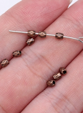 100个/包 2.6x2.8x3.2mm 多色 几何切割小孔珠隔位珠 ABD-C16228