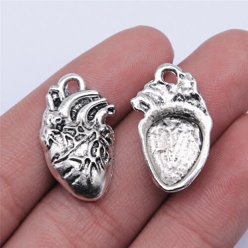 10个/包 25x14mm 古银色锌合金材质 心脏吊坠 ABD-C14339