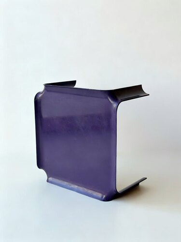 意大利GUBI T877中古茶几/咖啡桌/矮桌 设计师Pierre Paulin 紫色