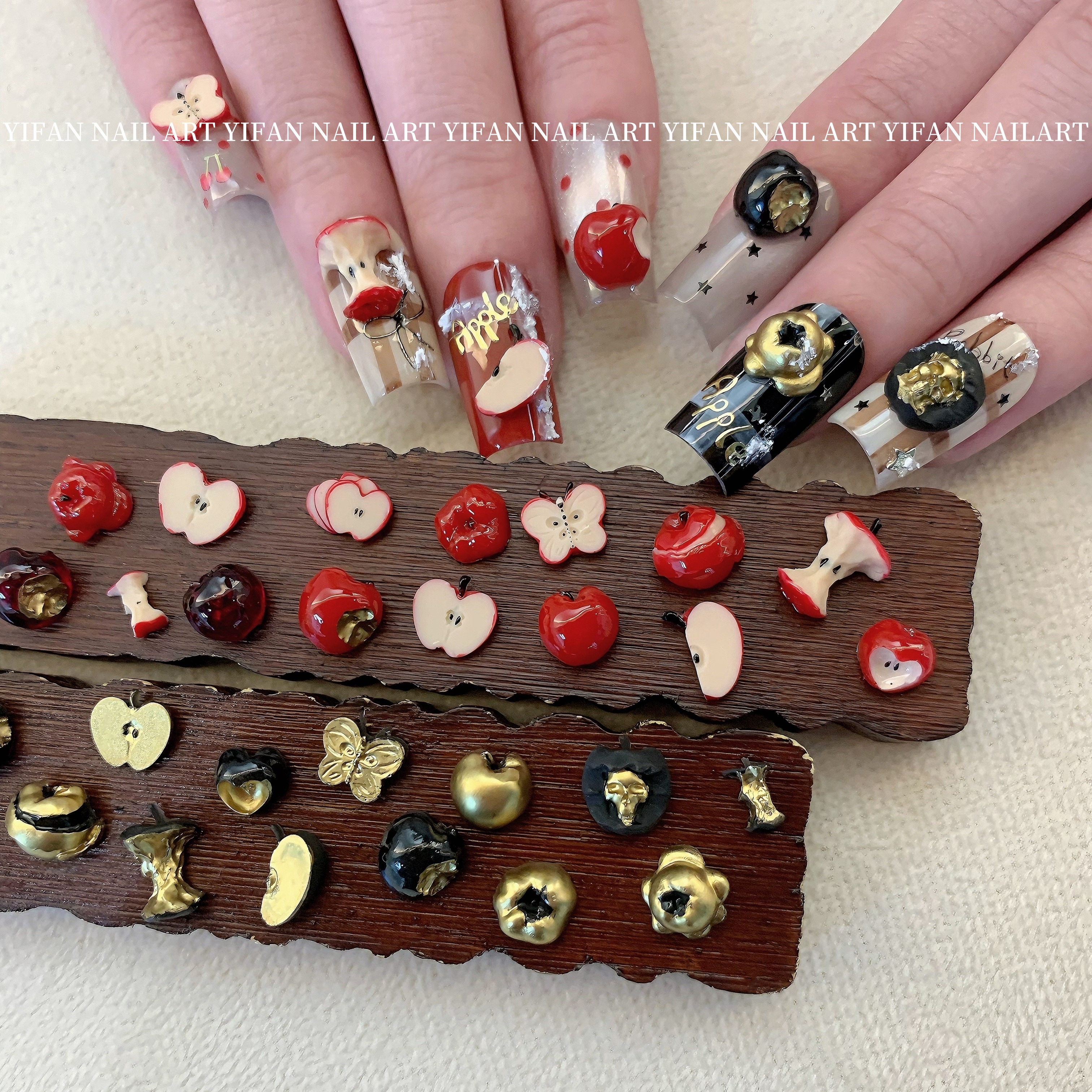 咬一口苹果立体黑金苹果美甲饰品