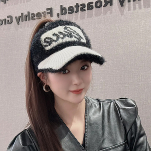 毛绒保暖帽子女秋冬韩版百搭字母鸭舌空顶帽跑步扎马尾保暖毛线帽