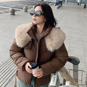 秋冬季实拍短款时尚风拉链大毛领保暖宽松面包服羽绒棉衣外套女装
