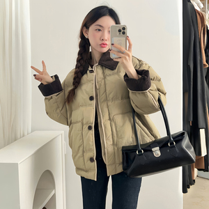 冬季实拍娃娃领设计感绒加厚单排扣长袖拼色短款棉衣棉服外套女装