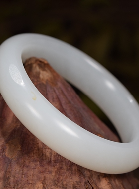 手镯新疆和田玉籽料