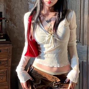 法式复古V领蝴蝶结蕾丝长袖短款打底衫女春秋季内搭收腰修身上衣