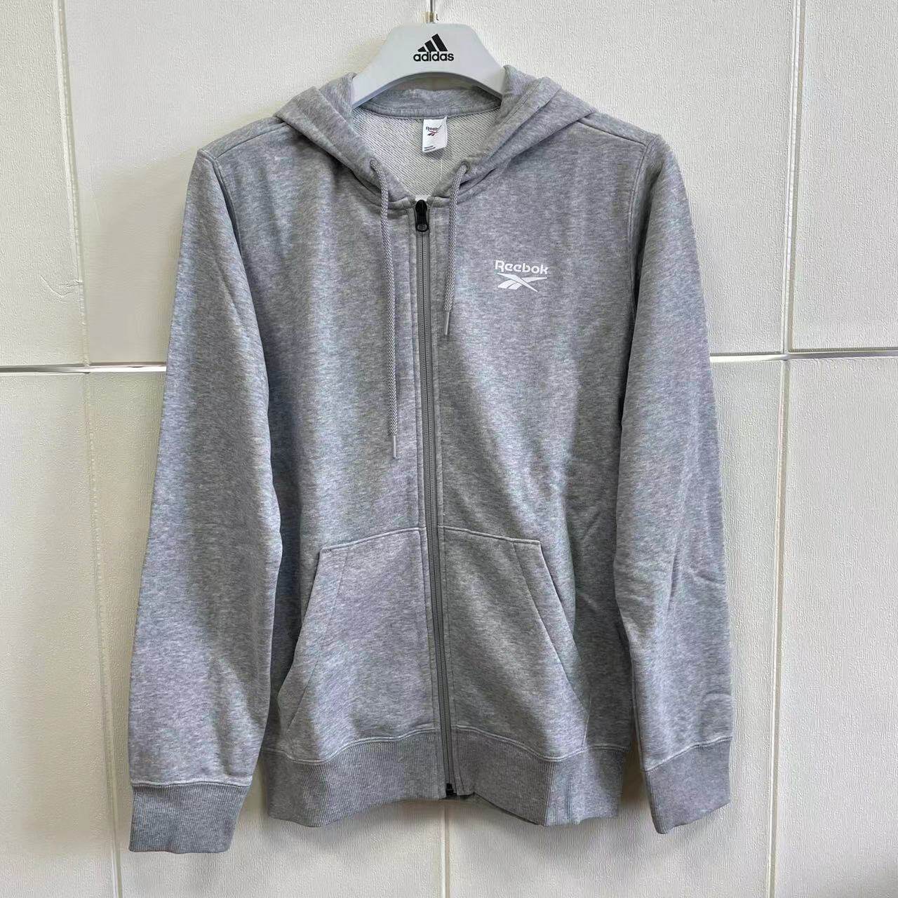 REEBOK MENS CLASSIC HOODED ATHLEISURE PULLOVER SWEATSHIRT GR8475GV5513