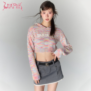 VIAPITTI彩色立体刺绣字带帽短款毛衣甜辣内搭紧身上衣针织衫