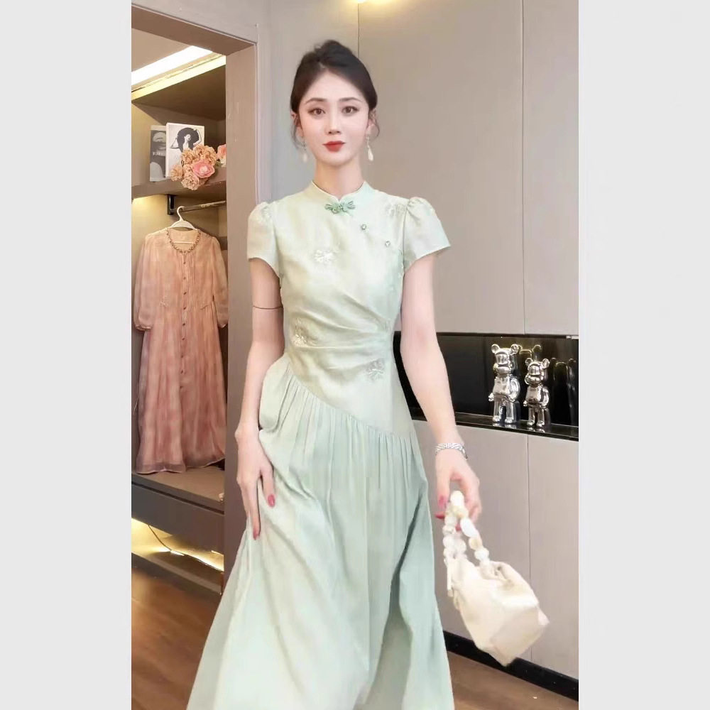 新中式独特漂亮掐腰绿色拼接印花连衣裙旗袍改良年轻款少女高级感