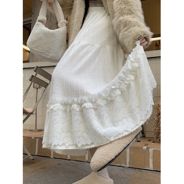 大尺码梨形身材a字半身裙女冬季高腰蕾丝蛋糕裙胖MM遮肚子显瘦裙