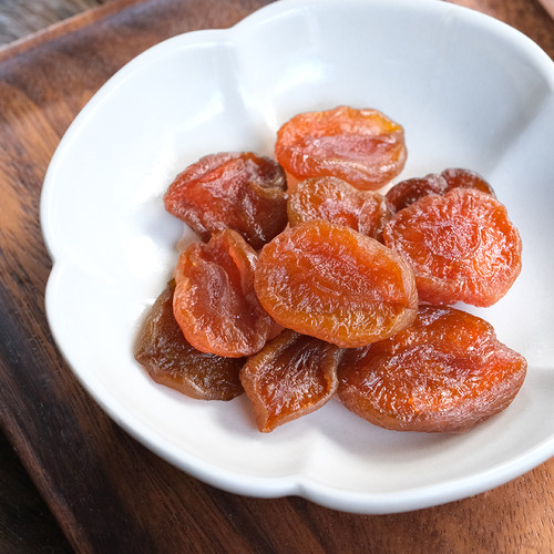 乐作金杏干无核酸甜软糯