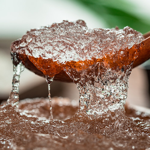 乐作雪燕拉丝搭配桃胶皂角米银耳