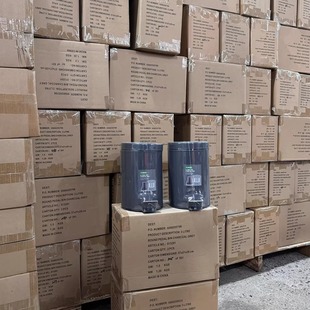 垃圾桶 3L容量结实耐用带盖铁质卫生间办公脚踏式 2只装 出英国