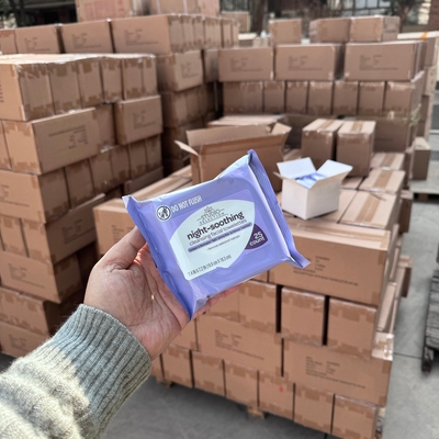 温和多效清洁面巾便携卸妆湿巾