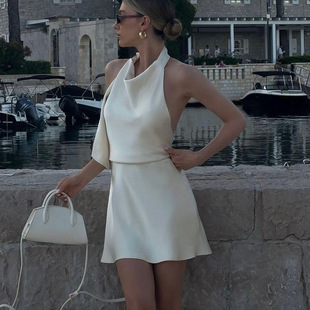 Sexy Women Dresses欧美缎面垂感连衣裙性感辣妹露背挂脖系带女装