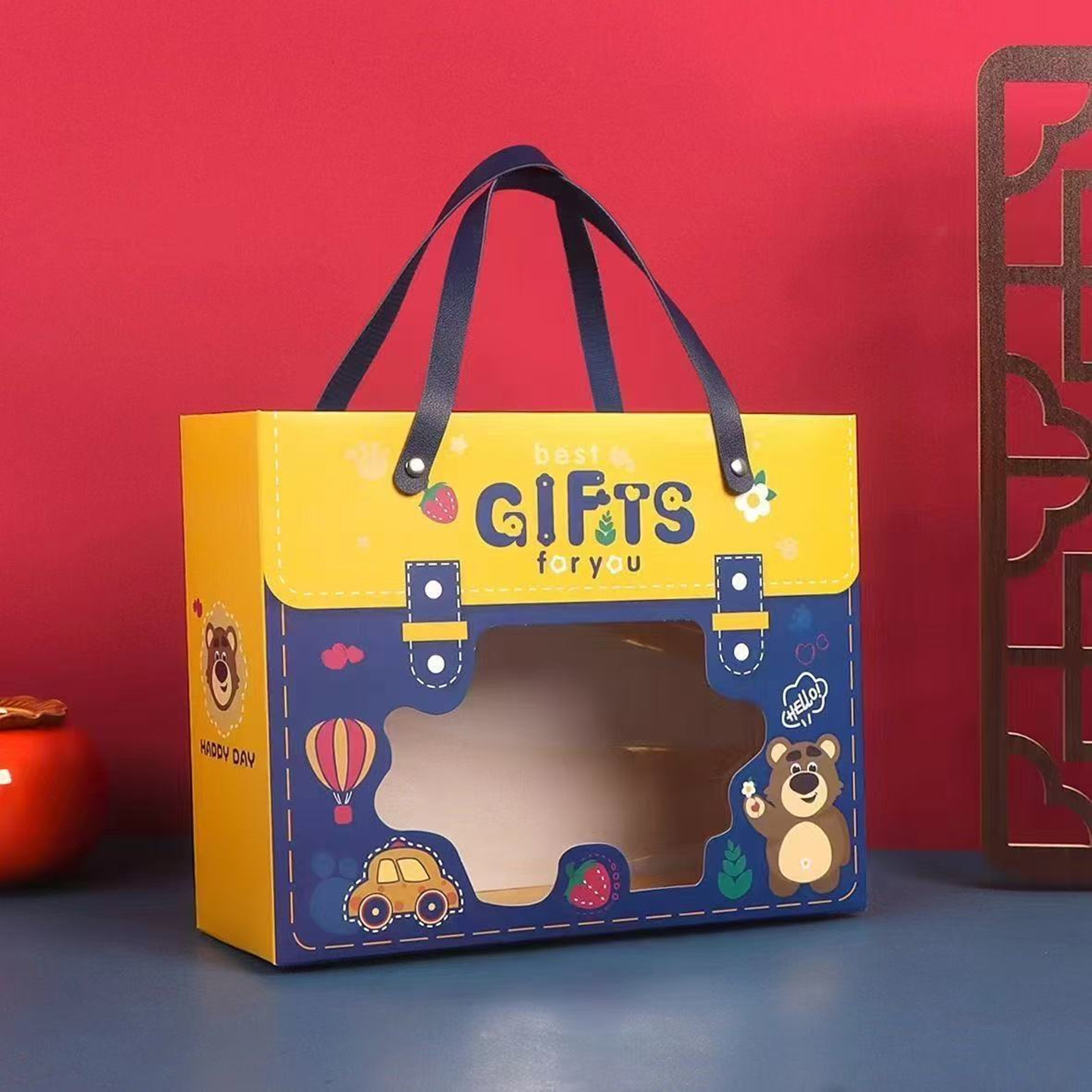 卡通儿童节回礼零食礼品盒