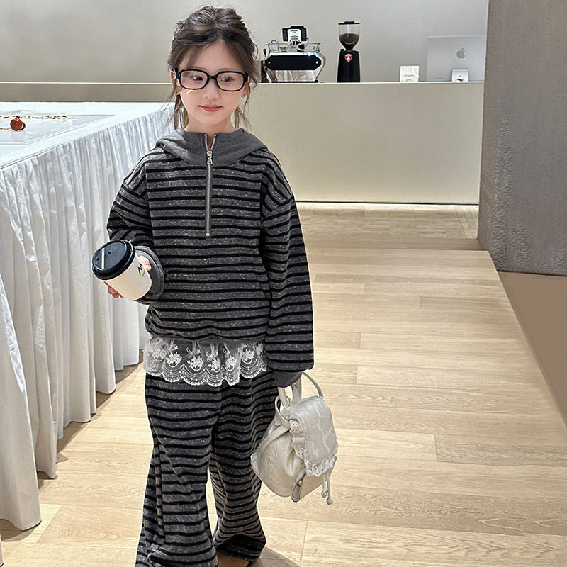女童套装2025春秋季新款中大童时尚条纹连帽卫衣阔腿裤两件套