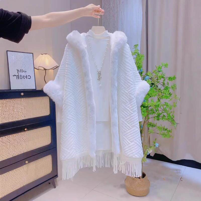 白色毛茸茸加绒加厚连帽毛领斗篷外套女秋冬设计感菱形流苏披肩女