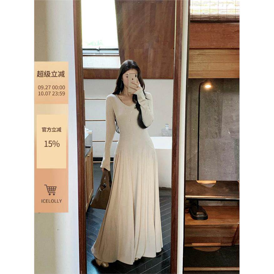 ICELOLLY巨好看的早秋连衣裙女2025秋冬新款长袖针织裙子气质长裙