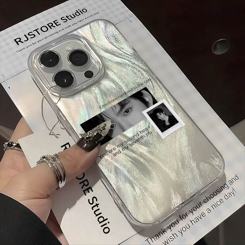黑白眼睛高颜值刘耀文羽纱渐变手机壳适用iqoo苹果14Pro/15plusOPPOreno13小米12荣耀x50/x60vivo红米华为P70