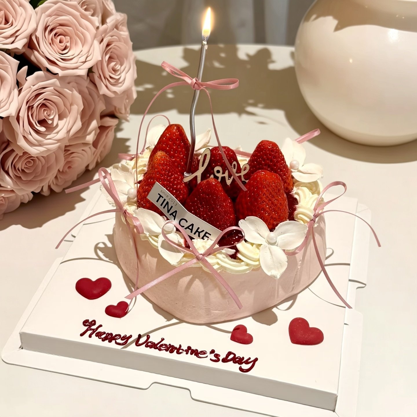 情人节草莓爱心心形蛋糕装饰点缀小love豆沙色蝴蝶结营造浪漫氛围,节庆用品/礼品,蛋糕/烘焙装饰用品,淘宝优惠券,粉丝福利购,淘宝优惠卷