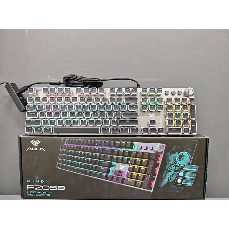 狼蛛F2058电镀版有线混光青轴机械键盘金属面板电竞游戏台式电脑