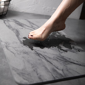 卫生间硅藻土速干浴室脚垫