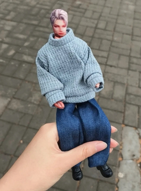 灰色针织上衣搭配牛仔长裤30厘米小人干玩偶老鼠条玩具配件衣服鞋