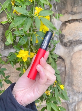 美宝莲绝色持久丝绒哑光轻雾唇釉 01 02 NU02 11 08 14  05 03 17